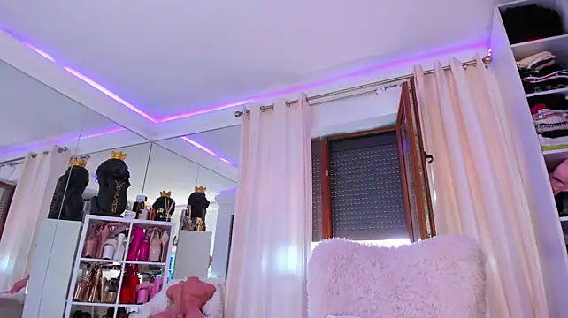 AstridVexxx - 5 ass spanks 🍑🍑🍑🖐️🖐️🖐️