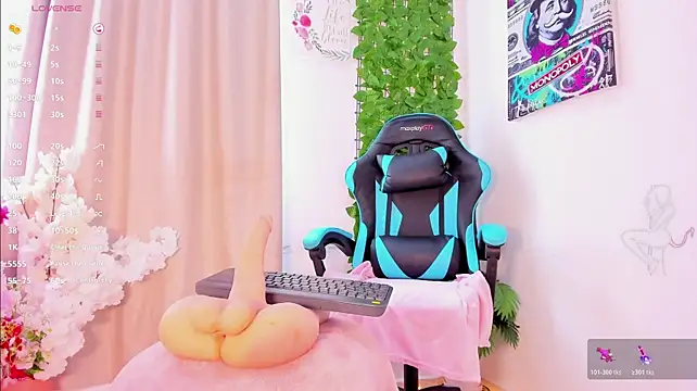 NahomyVega