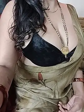 _in_v_a_n_i_ll_a - Full body oil fuck dildo