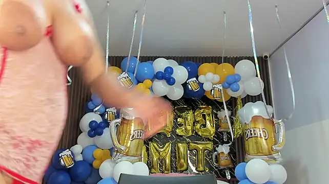 Karla18_ - oil in me boobs🍒