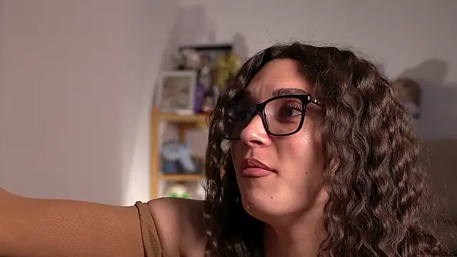Mona_Lisss - Make my pussy wet