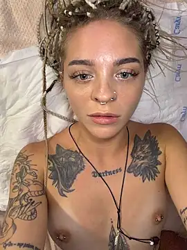 RussianExotic - SQUIRT ON FACE + LICK