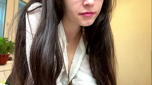 ShariceLangenbach - Make my boobs bounce