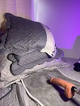 Emily_fox1 - Make me big squirt