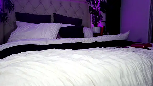 Keelieuncensored - Finger Pussy 🙈