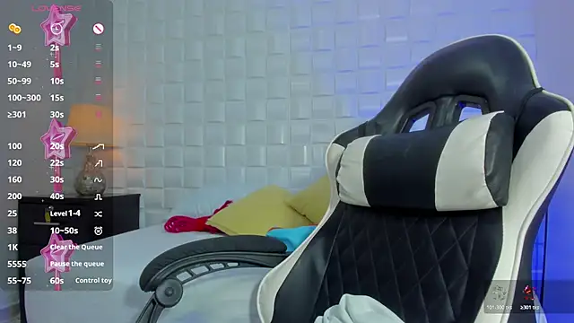 Iris_torrez_ - SHOW TITS BOUNCE
