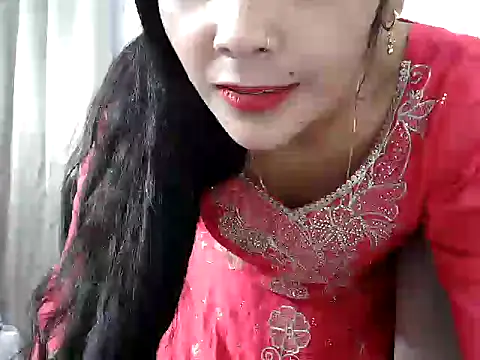 Cute-Ananyaa1 - Oil show in public