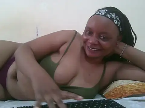 Prettydool - Spread my Legs Rub my Clit@get wet