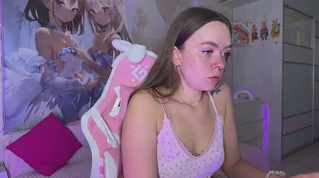 CheekySashaCharm - Spank my ass with a whip
