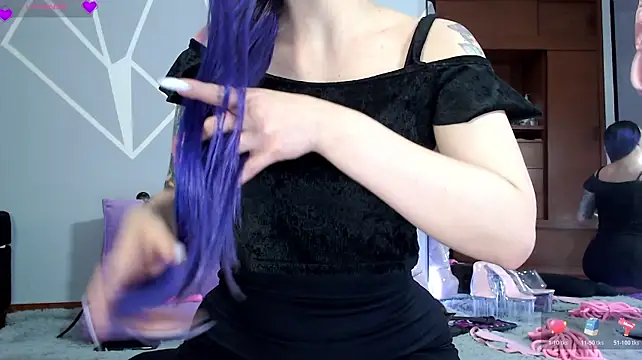 Karlamoon23 - Show off my bra boobs bounced