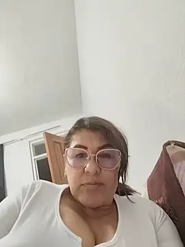 AlexxiaaMat - open pussy