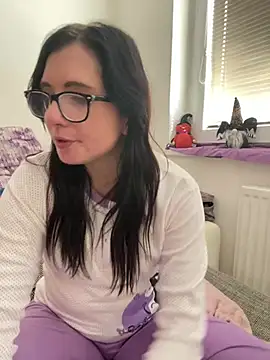 Marketatomas - Šukání se dildem 1min.