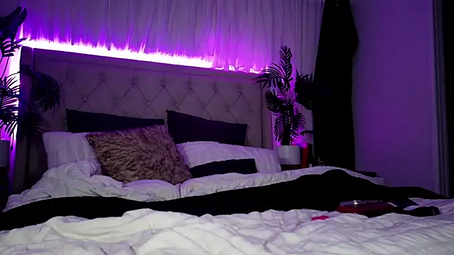 Keelieuncensored - Cum w vibrator 👀