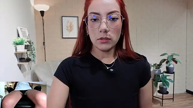MissOffice_ - Open legs and show my pantie