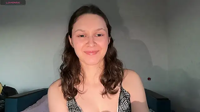 Auraa_blue - make the nipples wet and hard