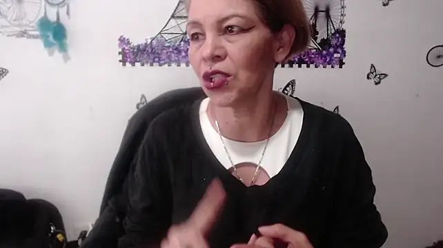 Electra-mommy - boobs