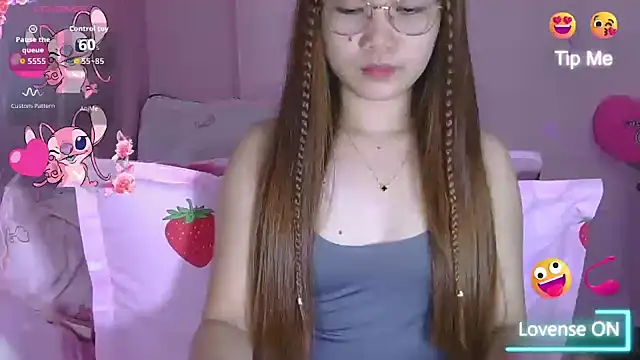 HornyAsian4uxx - Fully Naked+Rubbing Pussy3mins