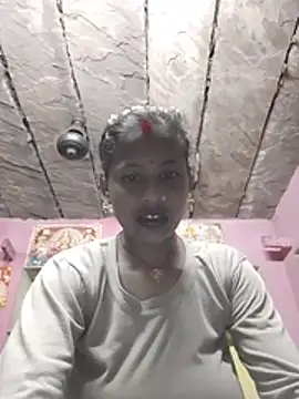 Hot_khusi753