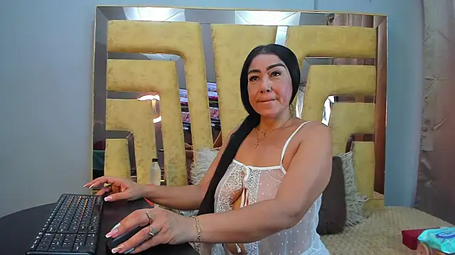 VikyThomsonn - anal