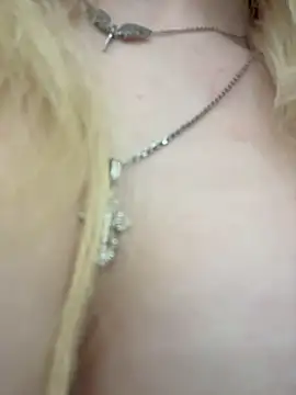 AngelinaTous