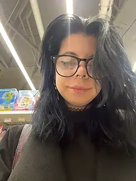 LishuMeow - Spitting on tits and pussy!