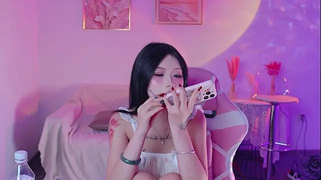Xiyu-Ada - 😍精油揉胸 无奶盖