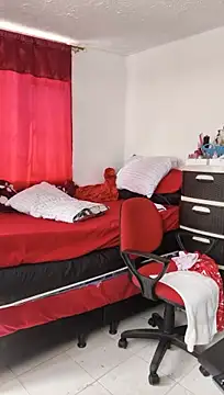 Brenda_Berck_ - open ass and smell finger