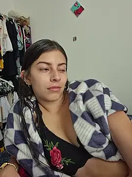 IrisBound - Spank my tits