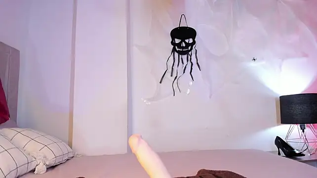 Tylla__ - oil ass🥵😈