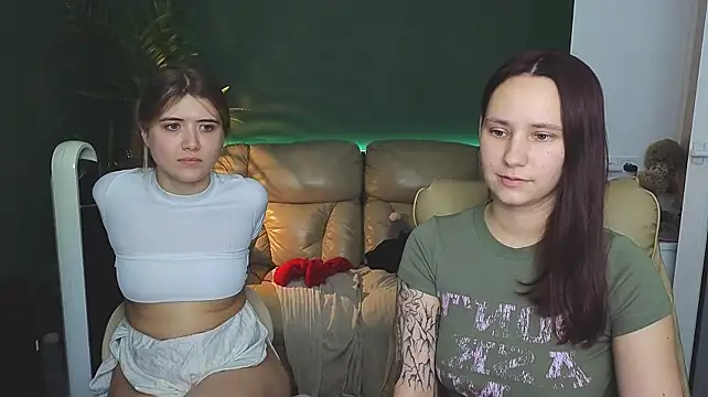 HotCaramellsTV - MASSAGE TITS+ :gift:4LT