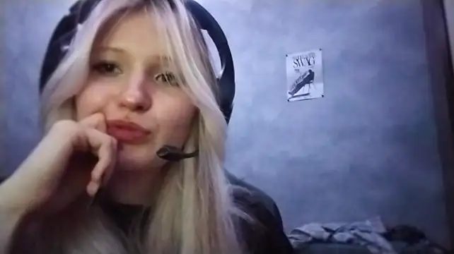 Eliseida - let's lick and bite my finger