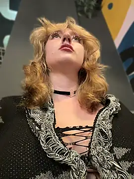 RonnieKiss - Completely naked