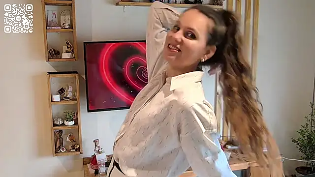 JacklynSwisshelm - let my hair down