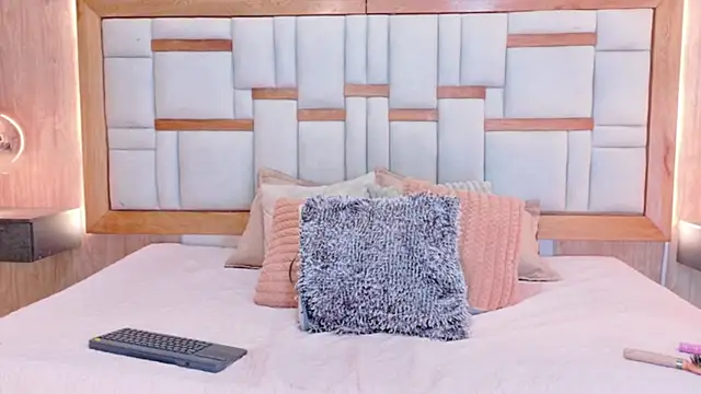 Celeste_sanz - naked 💥👅🍑
