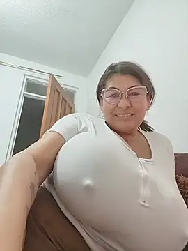 AlexxiaaMat - tits