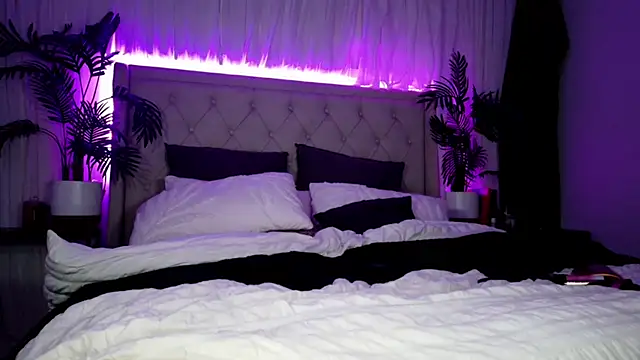 Keelieuncensored - Cum w vibrator 👀