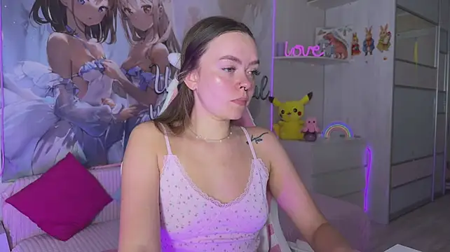 CheekySashaCharm - Finger pussy