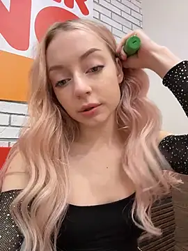 Melissa_grr - CUM CUM CUM SHOW WITH OPENED DOOR