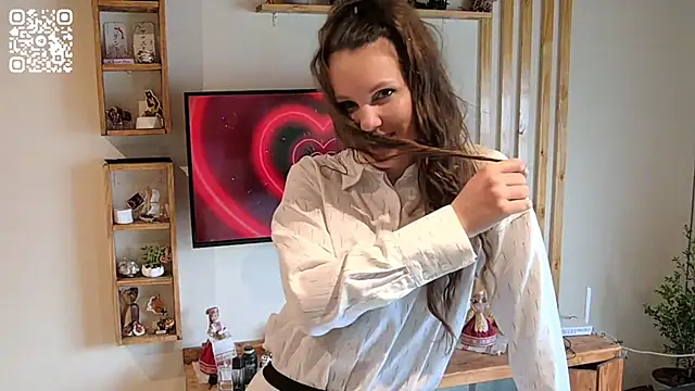 JacklynSwisshelm - let my hair down