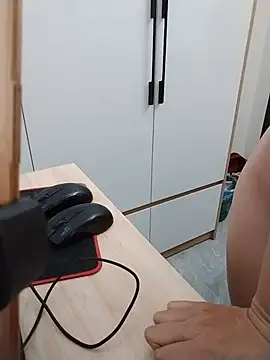 Mai_Syna121 - Make me watey and horny please 🥰