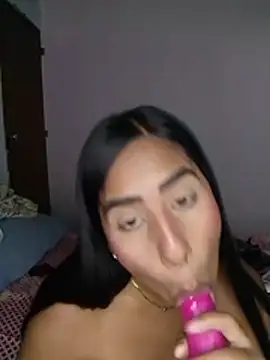 Sophia_ale - ❤️❤️Spank ass x6❤️❤️