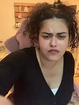 Curvydesifromgermany - Oil on tits
