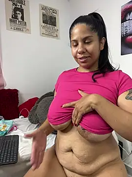 DownsonMia - finger pussy 2