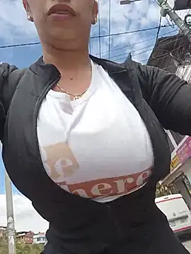 Nathaly_12 - Take off my thongs in public