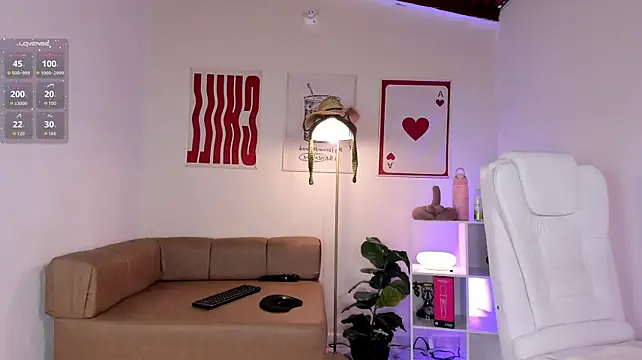 Emi_luv - 🔥CTRL DOMI 4 MIN + PLAY PUSSY🔥