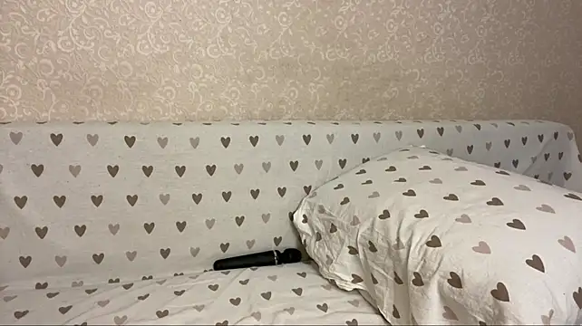 MatthewScheff - Rub my pussy under panties