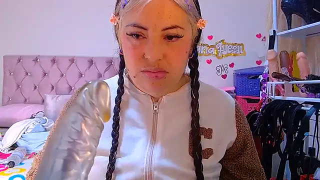 Lanaqueen699