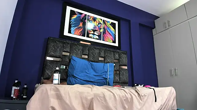 Zoe_curvyy - Spank that fat ass for me