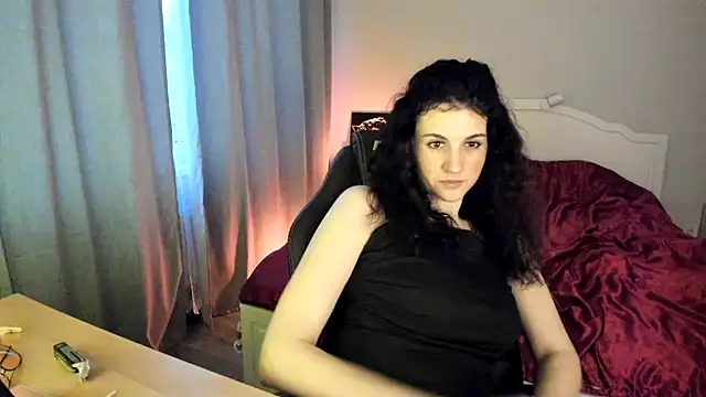 AmeliaInAmber - Undress me 😈