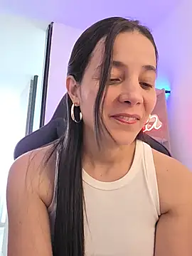Miaeyex - Soft kisses 😘😘😘